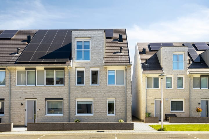 Foto 3 van Manteletruwe 11