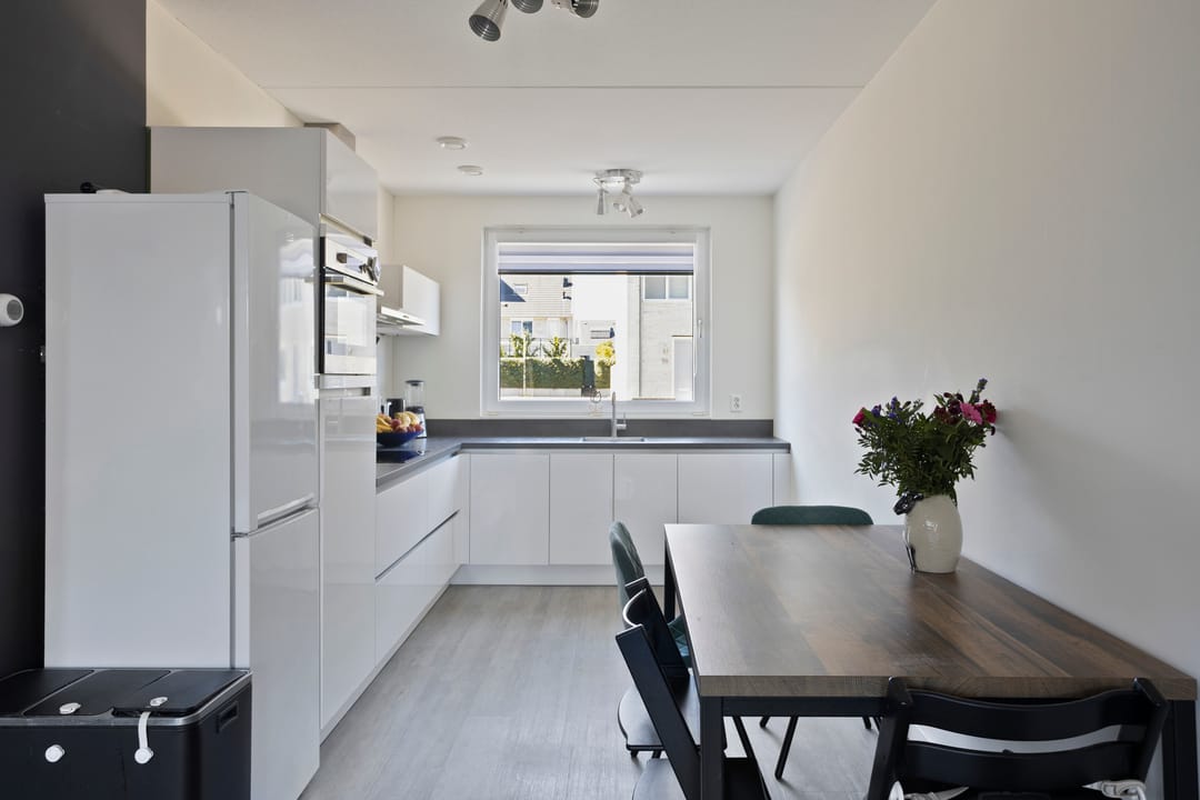 Modern Energy-Efficient Corner Home in Family-Friendly Maastricht Neighborhood — 13