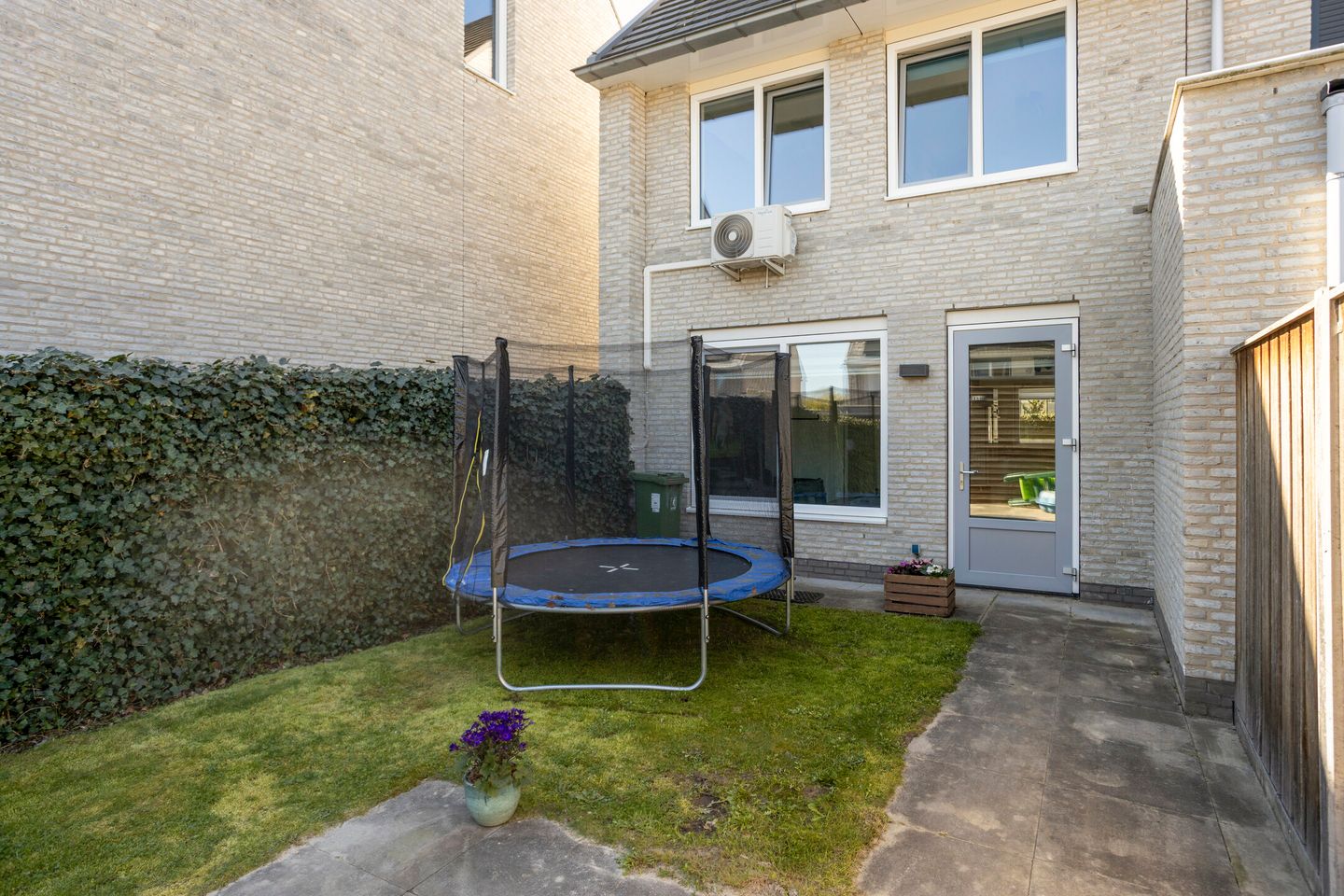 Modern Energy-Efficient Corner Home in Family-Friendly Maastricht Neighborhood — 29
