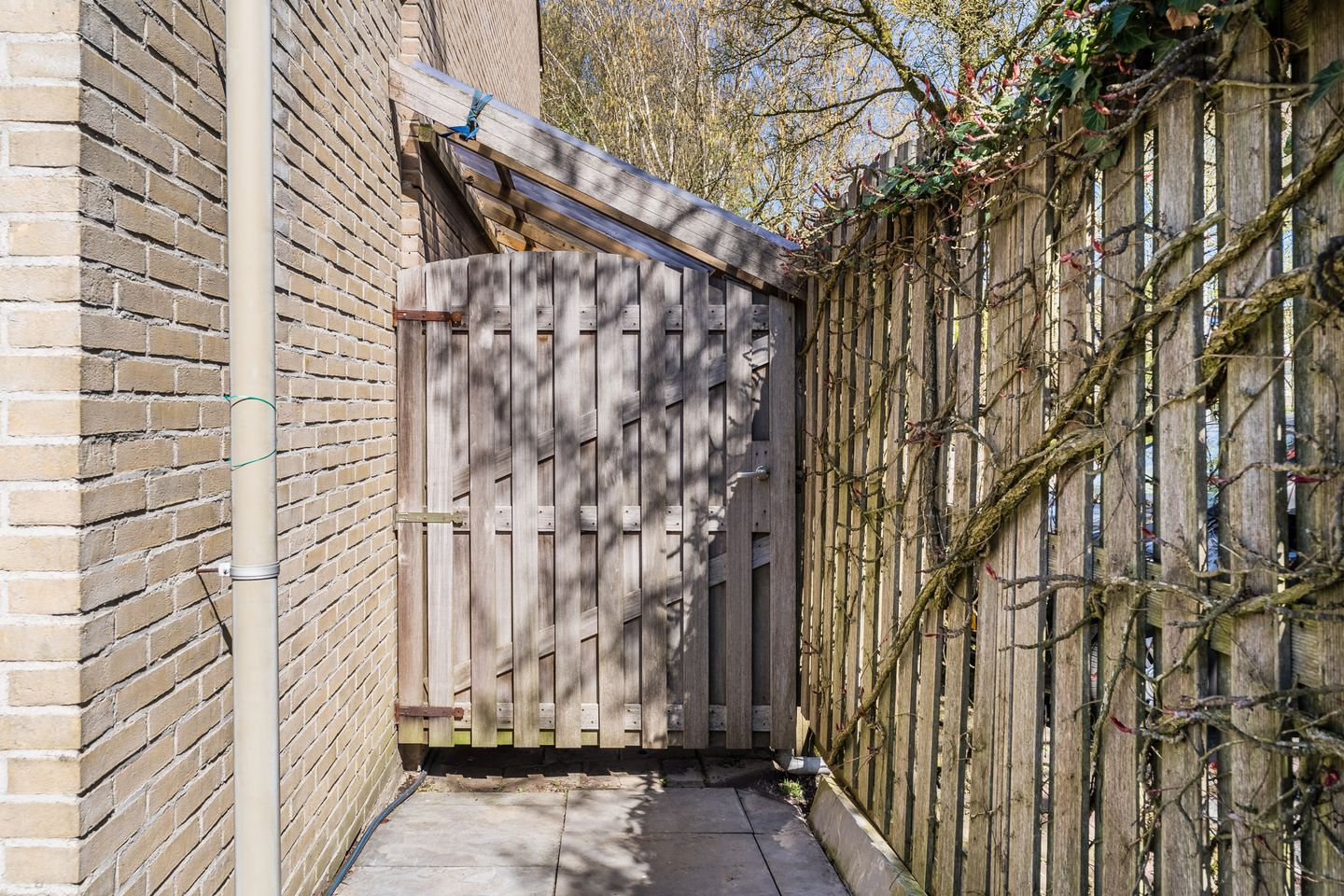 Move-in ready corner house with sunny garden in Amstelveen — 50