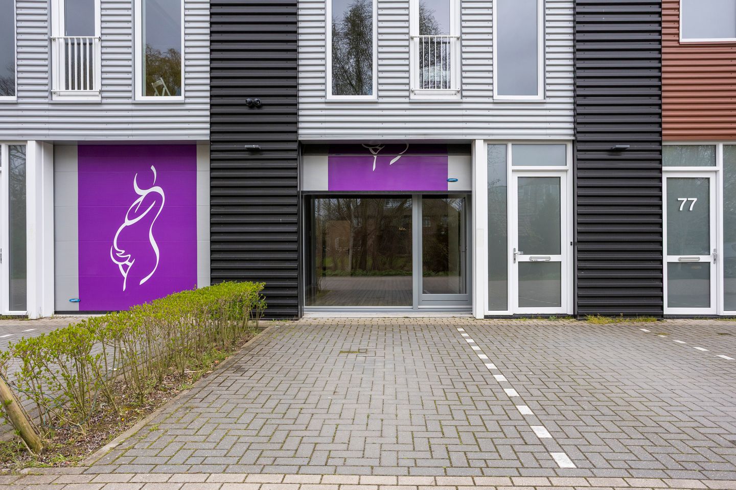 Bekijk foto 2 van Rentmeesterstraat 75