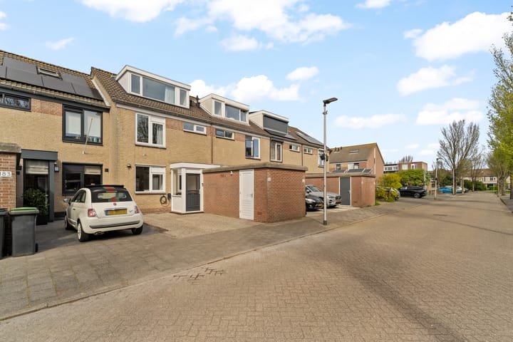 Photo 3 of Hoogtij 185