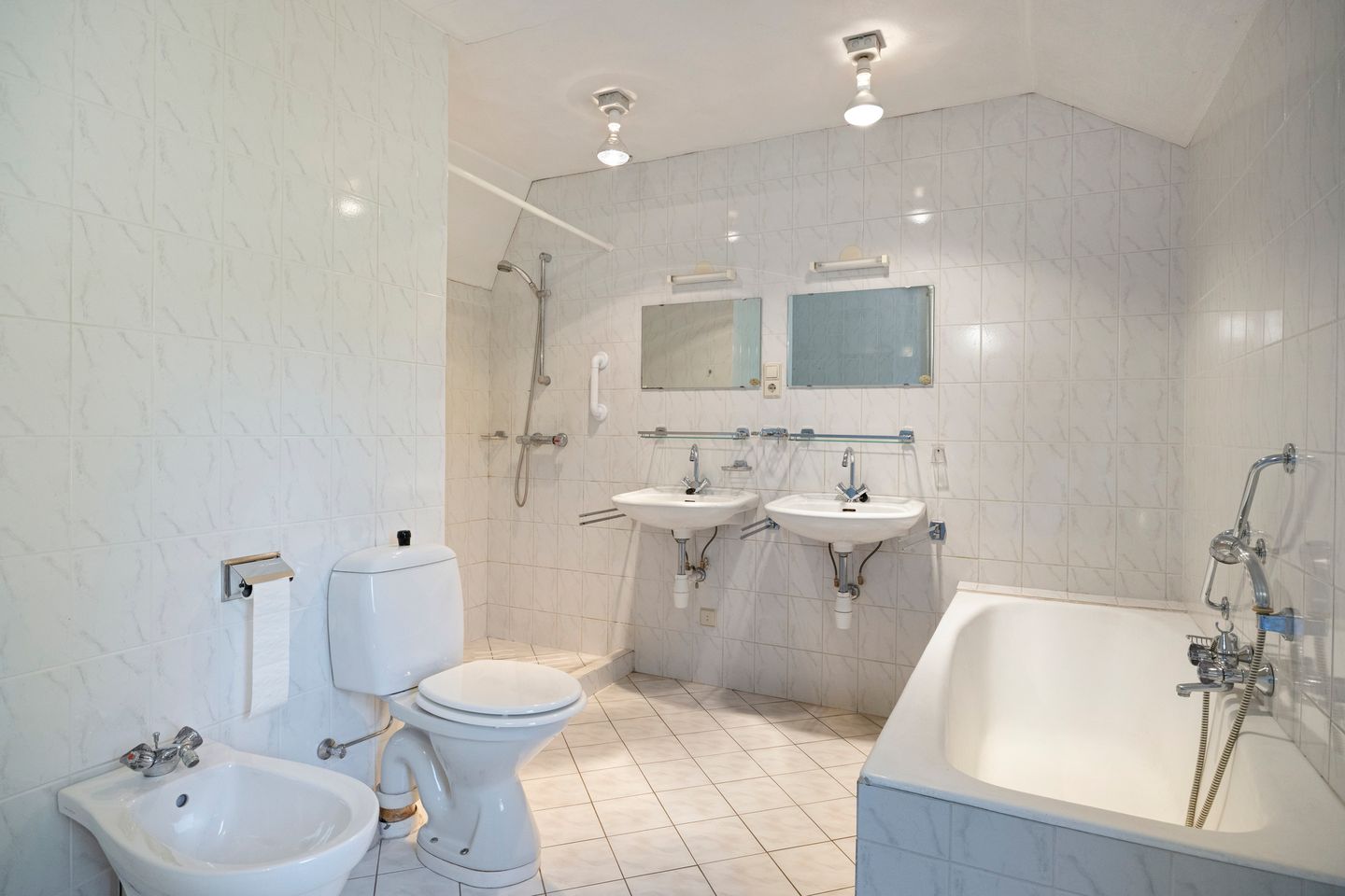 Foto 20 van Ansbalduslaan 32