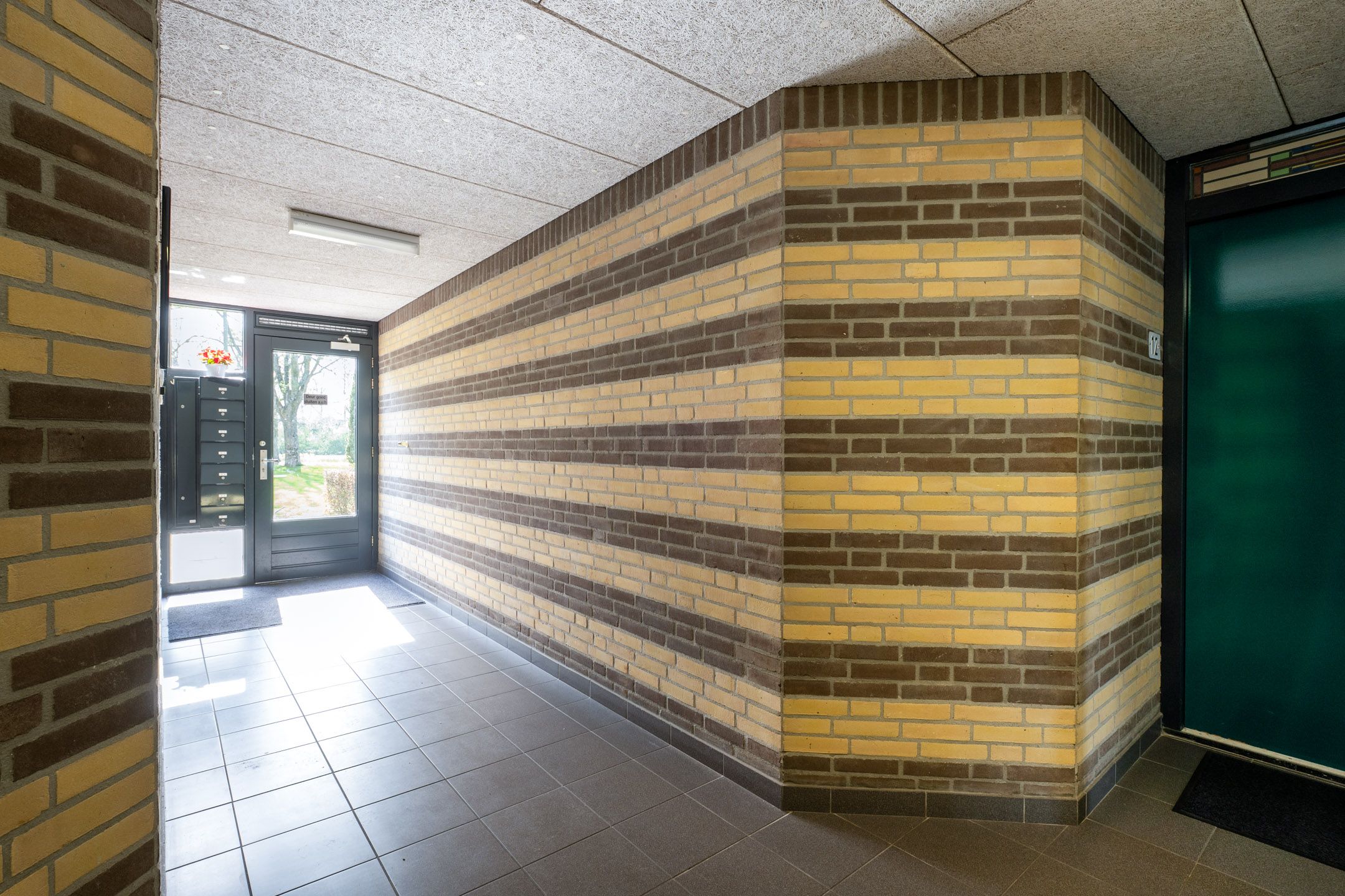 Spacious apartment with park views in Wouw — 21