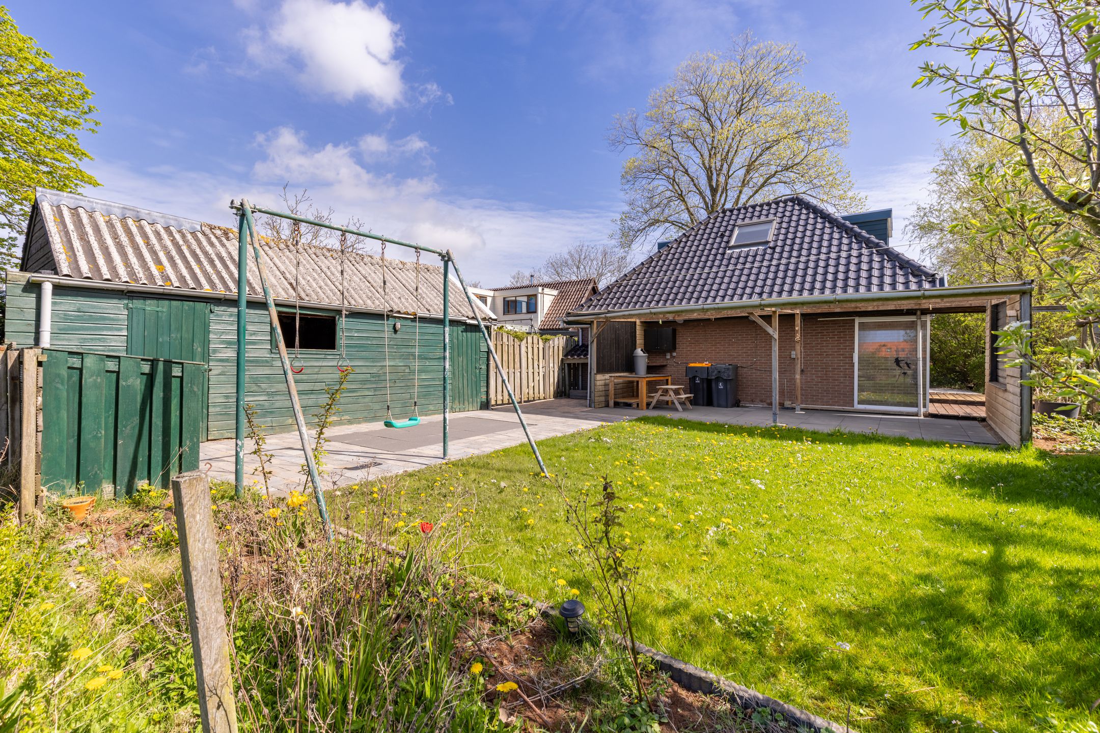 Charming Detached Home with Spacious Garden and Ground Floor Bedroom — 18