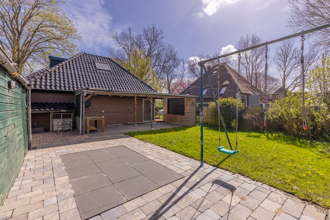 Charming Detached Home with Spacious Garden and Ground Floor Bedroom — 17