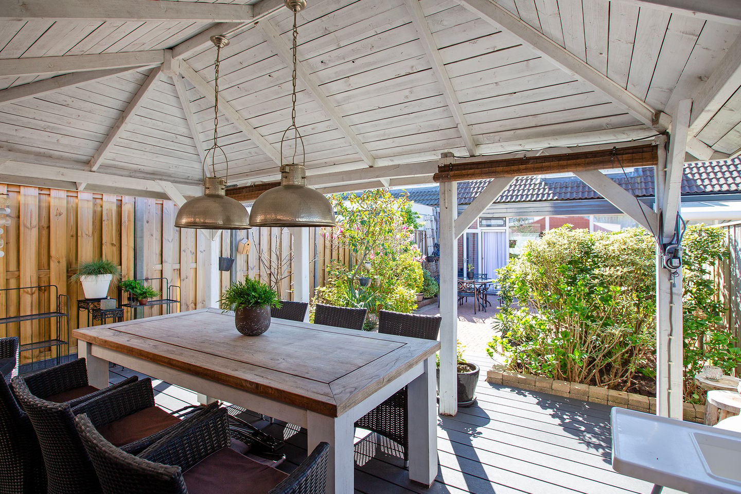 Move-in Ready Terraced Home with Luxury Kitchen and Solar Panels in Maarssenbroek — 34