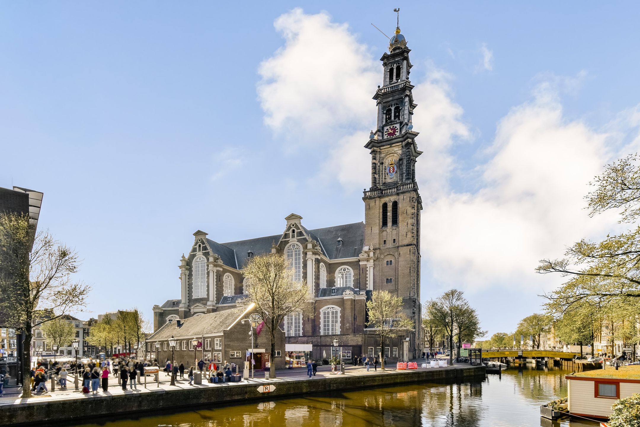 Bright Top Floor Apartment with Roof Terrace and Westertoren View in the Jordaan — 24