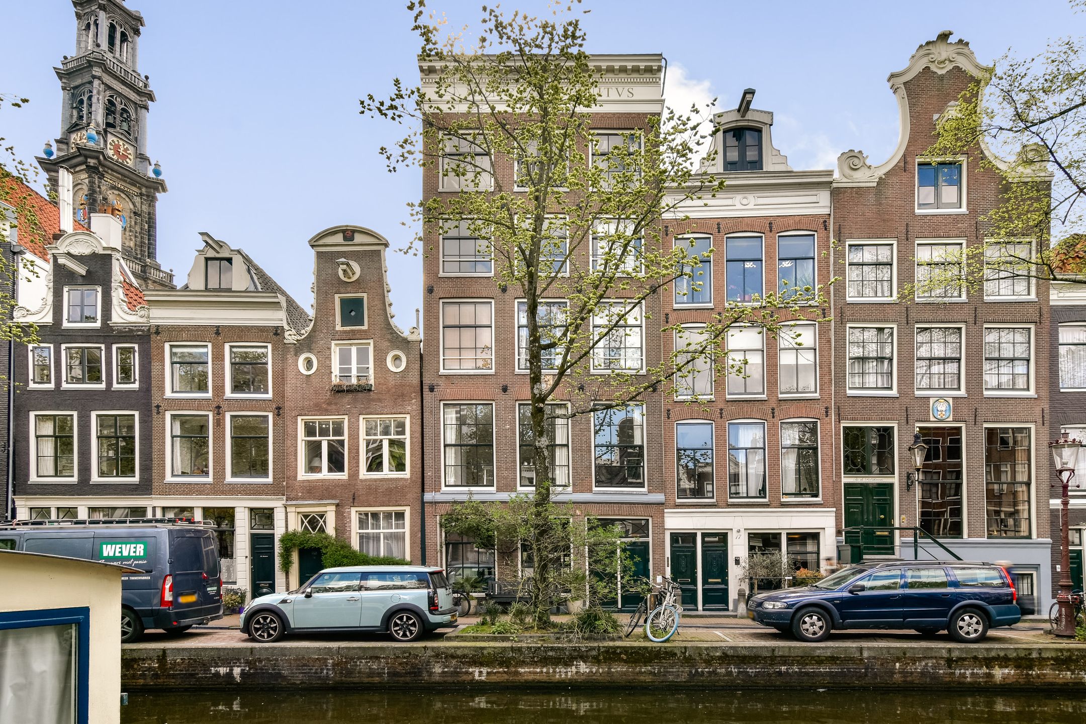 Bright Top Floor Apartment with Roof Terrace and Westertoren View in the Jordaan — 21
