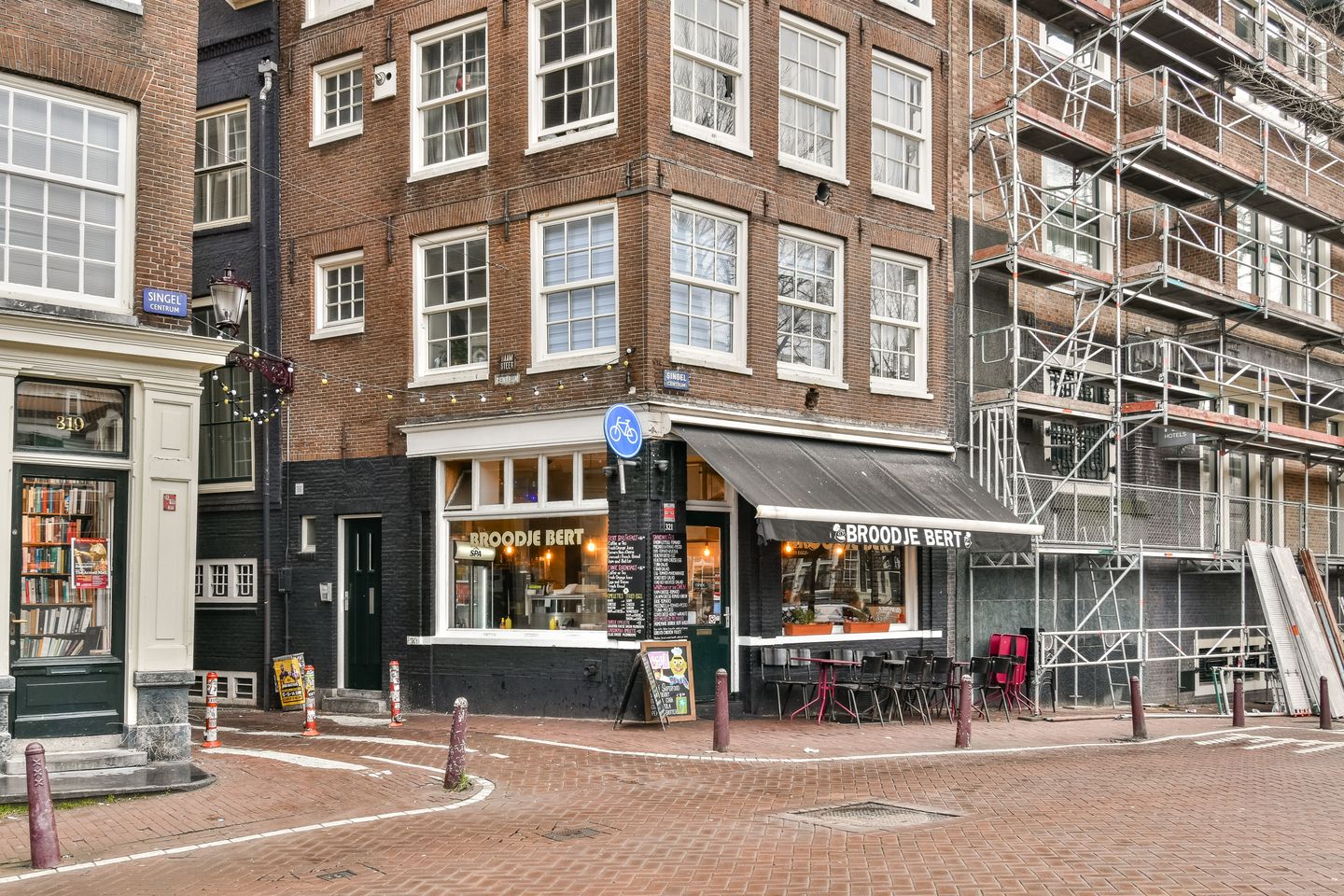 Photo 20 of Raamsteeg 4-1