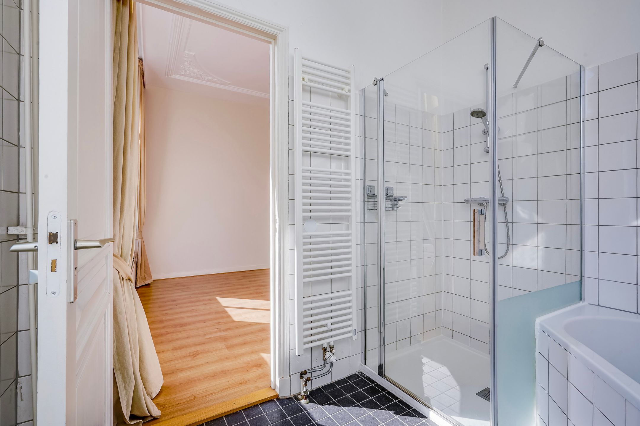 Foto 24 van Adelheidstraat 9-A