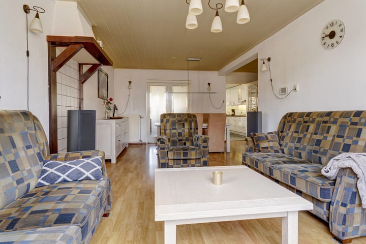 Hoekwoning te koop: van Reedeweg 72, Renswoude