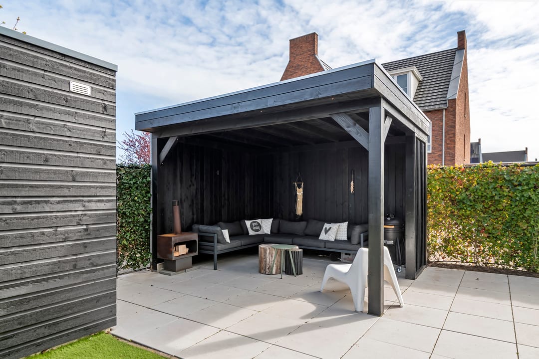 Extended Corner House with Green Views in Hoog Dalem — 16