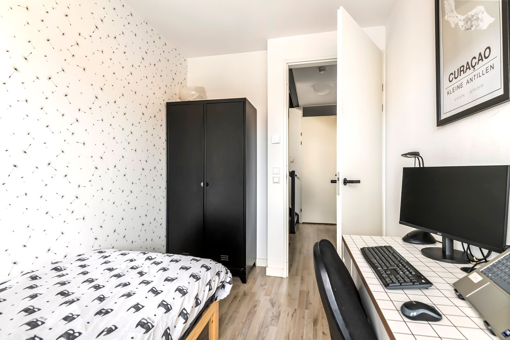 Extended Corner House with Green Views in Hoog Dalem — 36