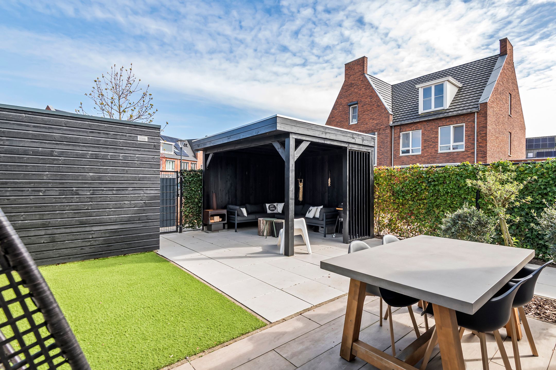 Extended Corner House with Green Views in Hoog Dalem — 15
