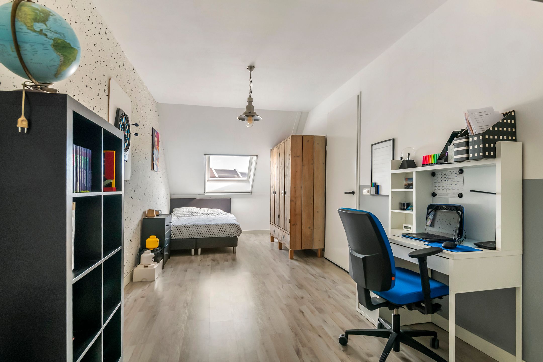Extended Corner House with Green Views in Hoog Dalem — 39