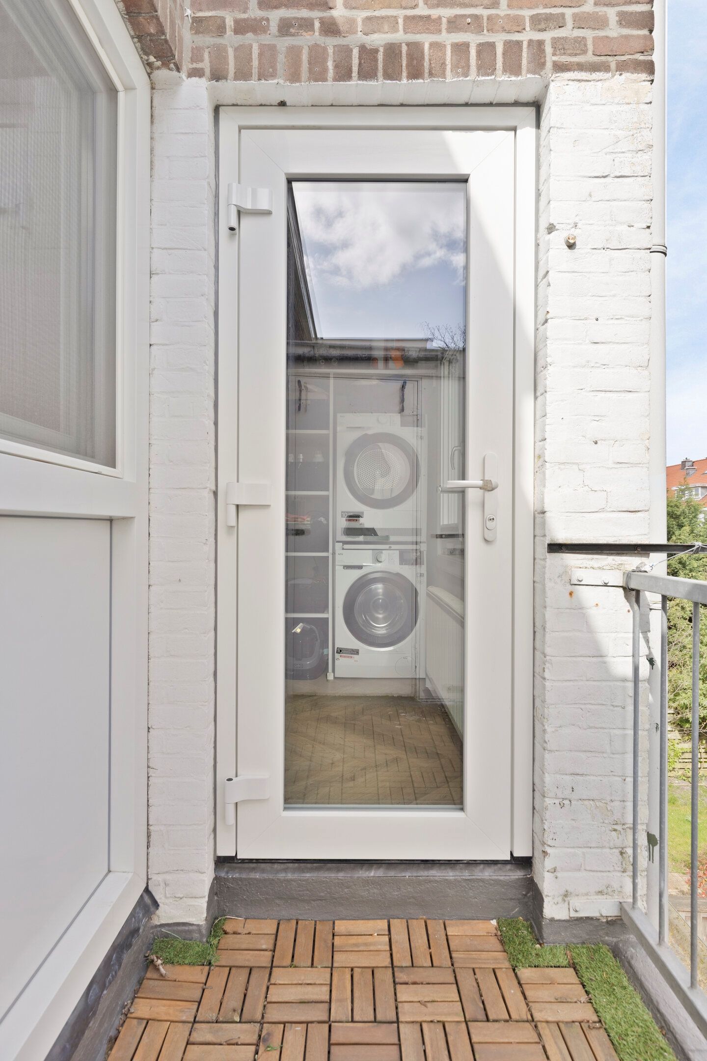 Completely Renovated Top Floor Apartment with Three Bedrooms — 42