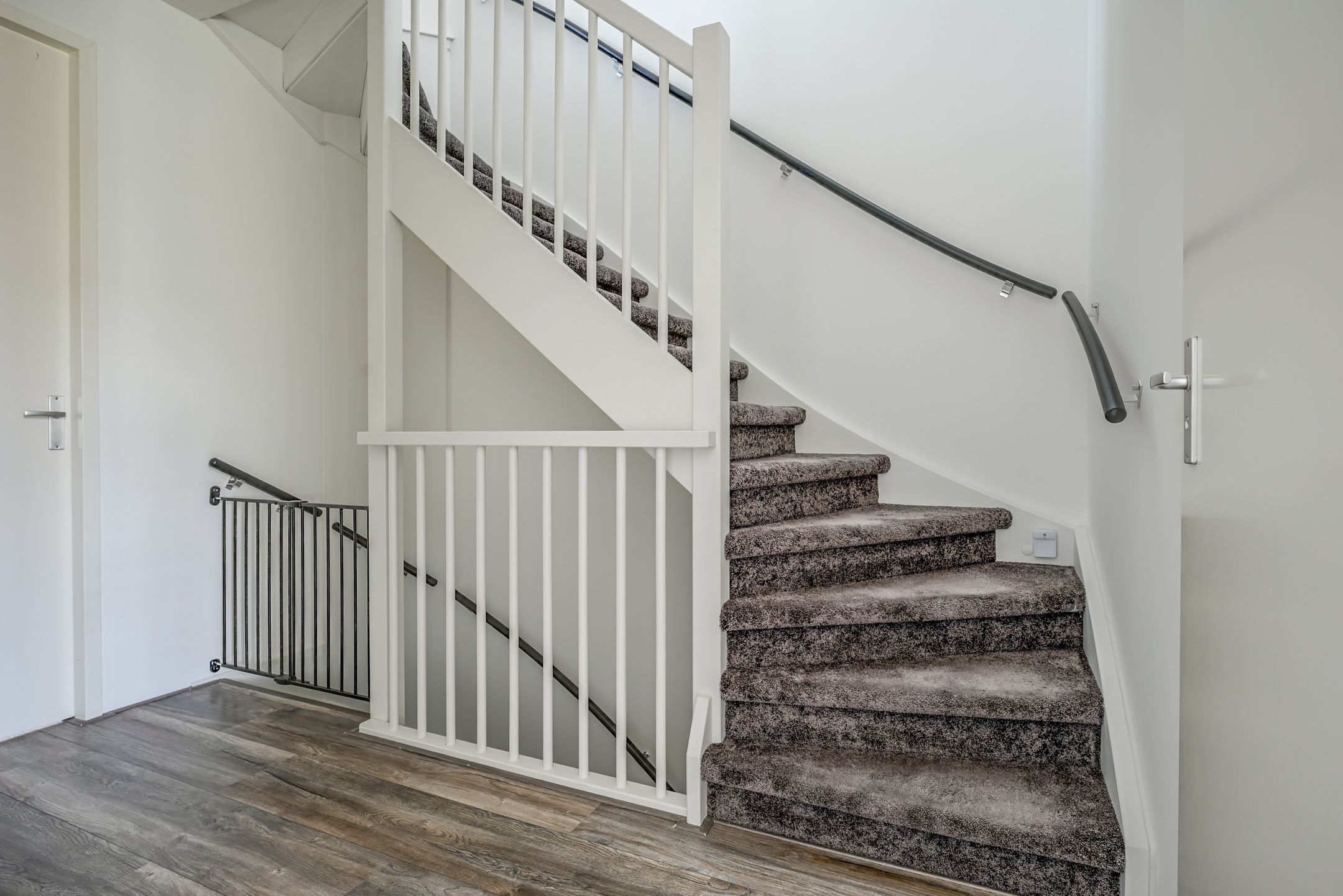 Trendy Finished Terraced House with 4 Bedrooms in Berkel en Rodenrijs — 42
