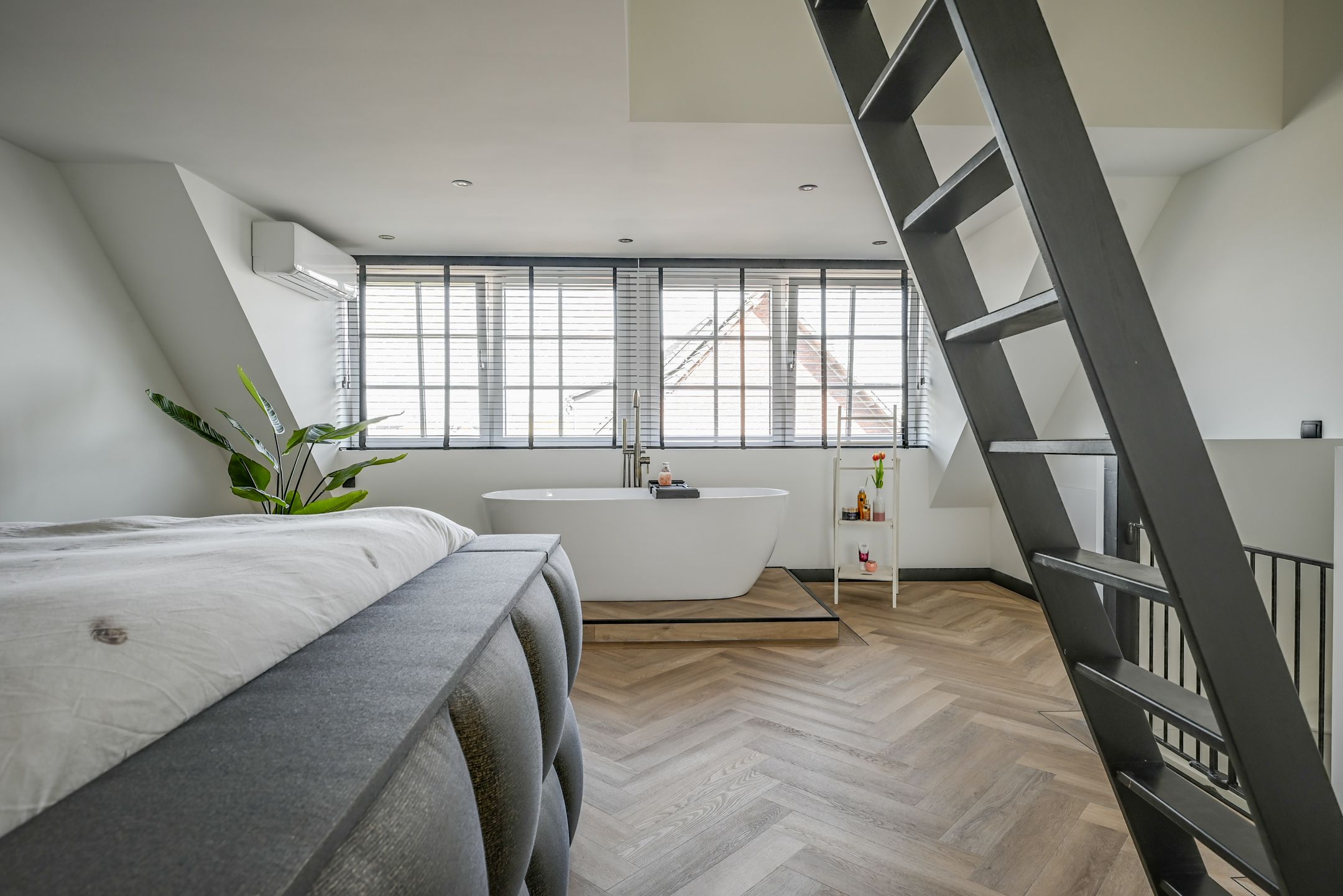 Trendy Finished Terraced House with 4 Bedrooms in Berkel en Rodenrijs — 45