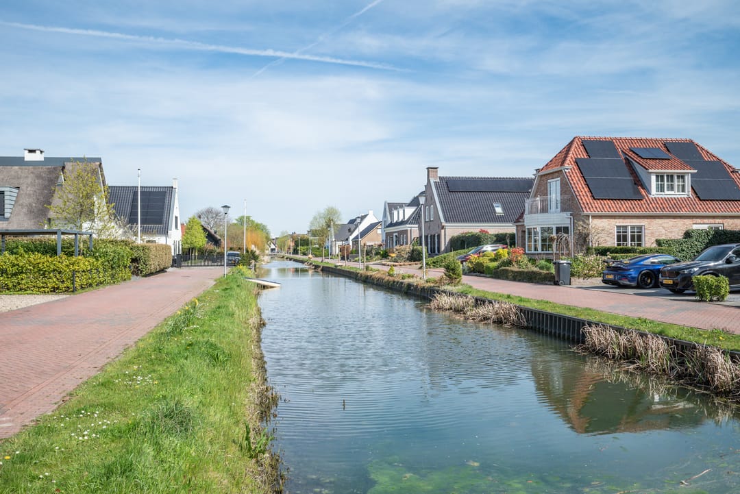 Trendy Finished Terraced House with 4 Bedrooms in Berkel en Rodenrijs — 58