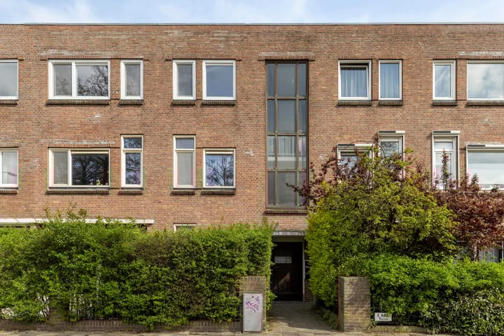 Photo 2 of Koningin Wilhelminalaan 261