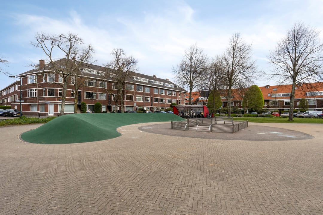 Completely Renovated Top Floor Apartment with Three Bedrooms — 47