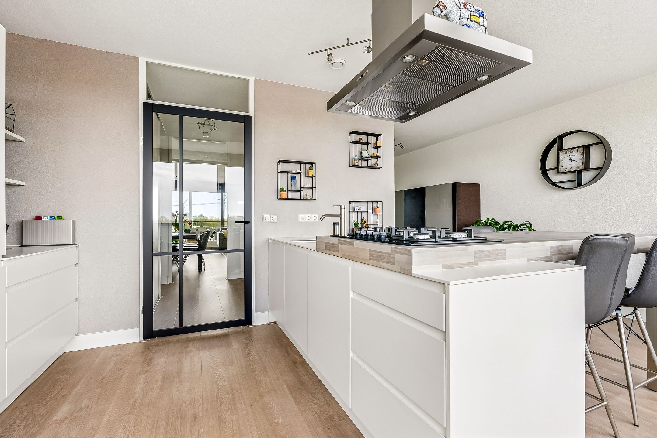 Foto 30 van Puerto Ricostraat 79