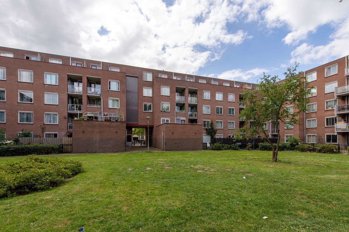 Foto 19 van Charlotte Brontéstraat 157