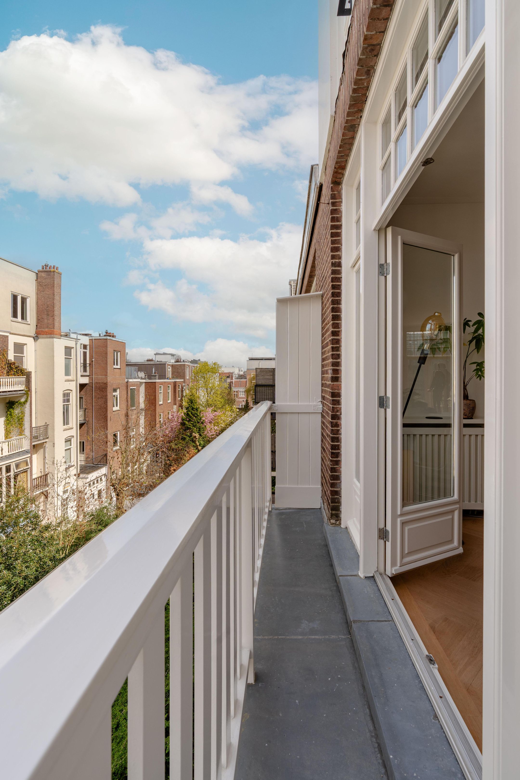 Photo 18 of Valeriusstraat 158-3