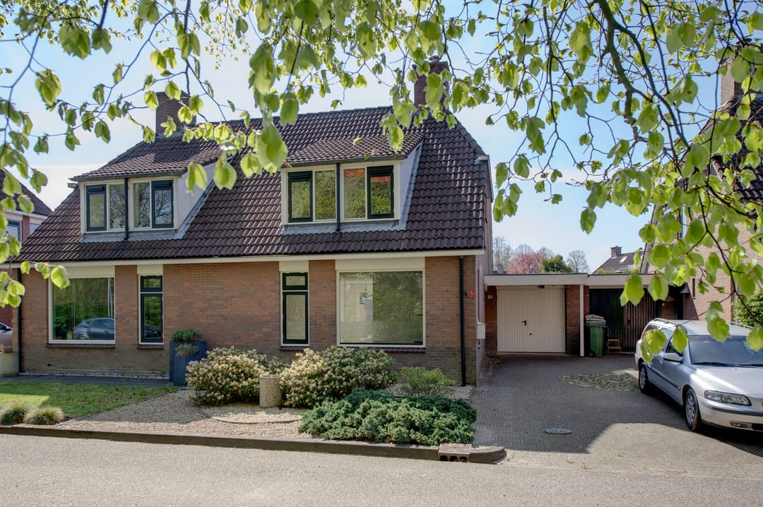 Foto 1 van Brahmslaan 14