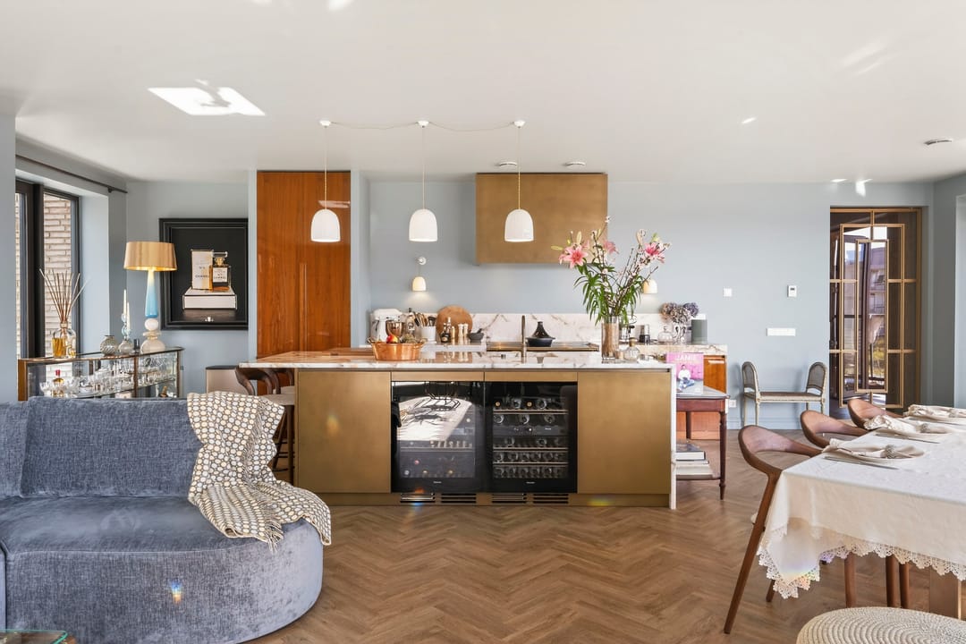 Photo 13 of Deltaplein 317