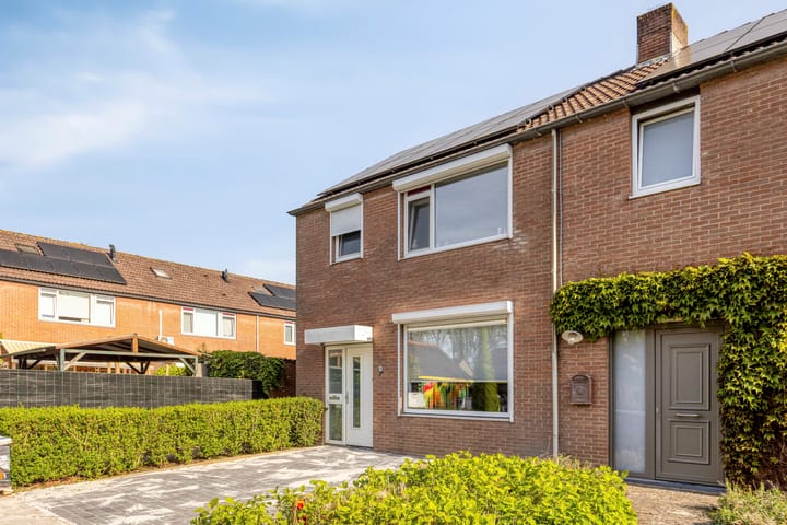 Photo 2 of Liniestraat 303