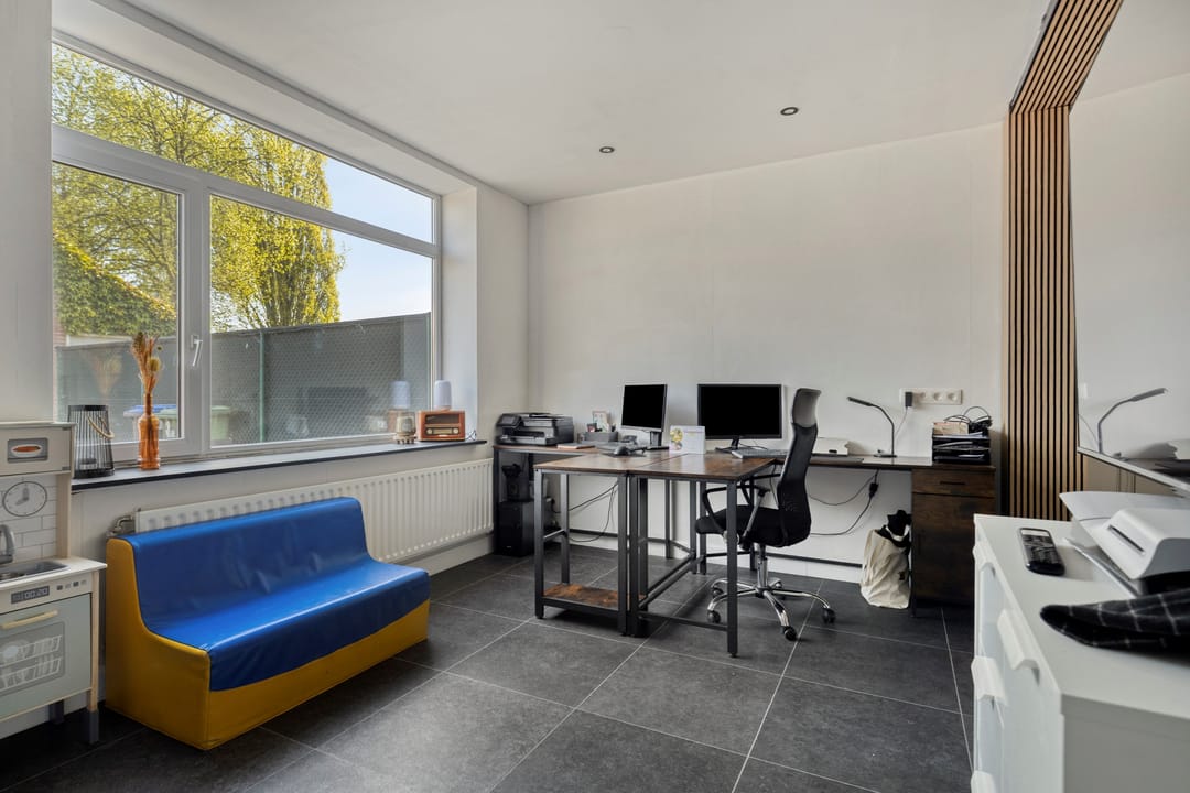 Foto 17 van Liniestraat 303