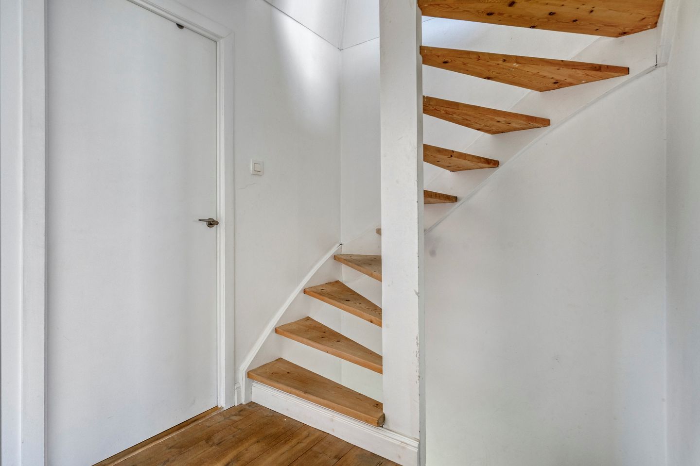 Foto 19 van Liniestraat 303