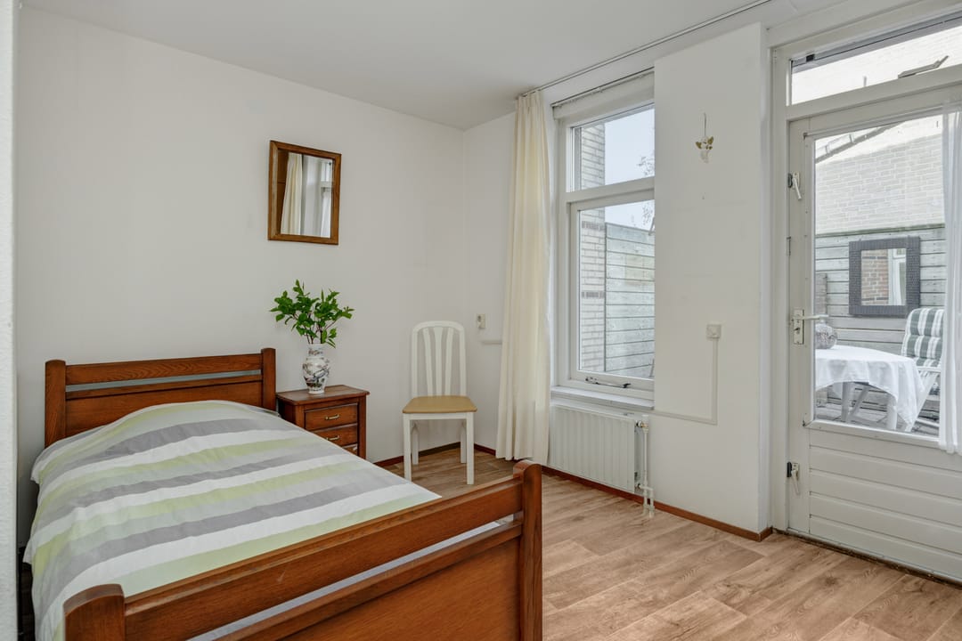 Ground floor apartment with private garden and parking in Heesch center — 16