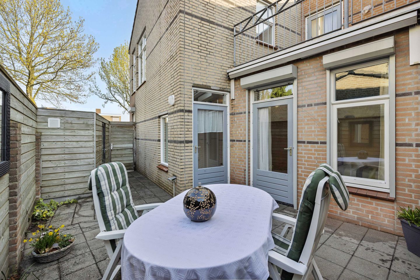 Ground floor apartment with private garden and parking in Heesch center — 25