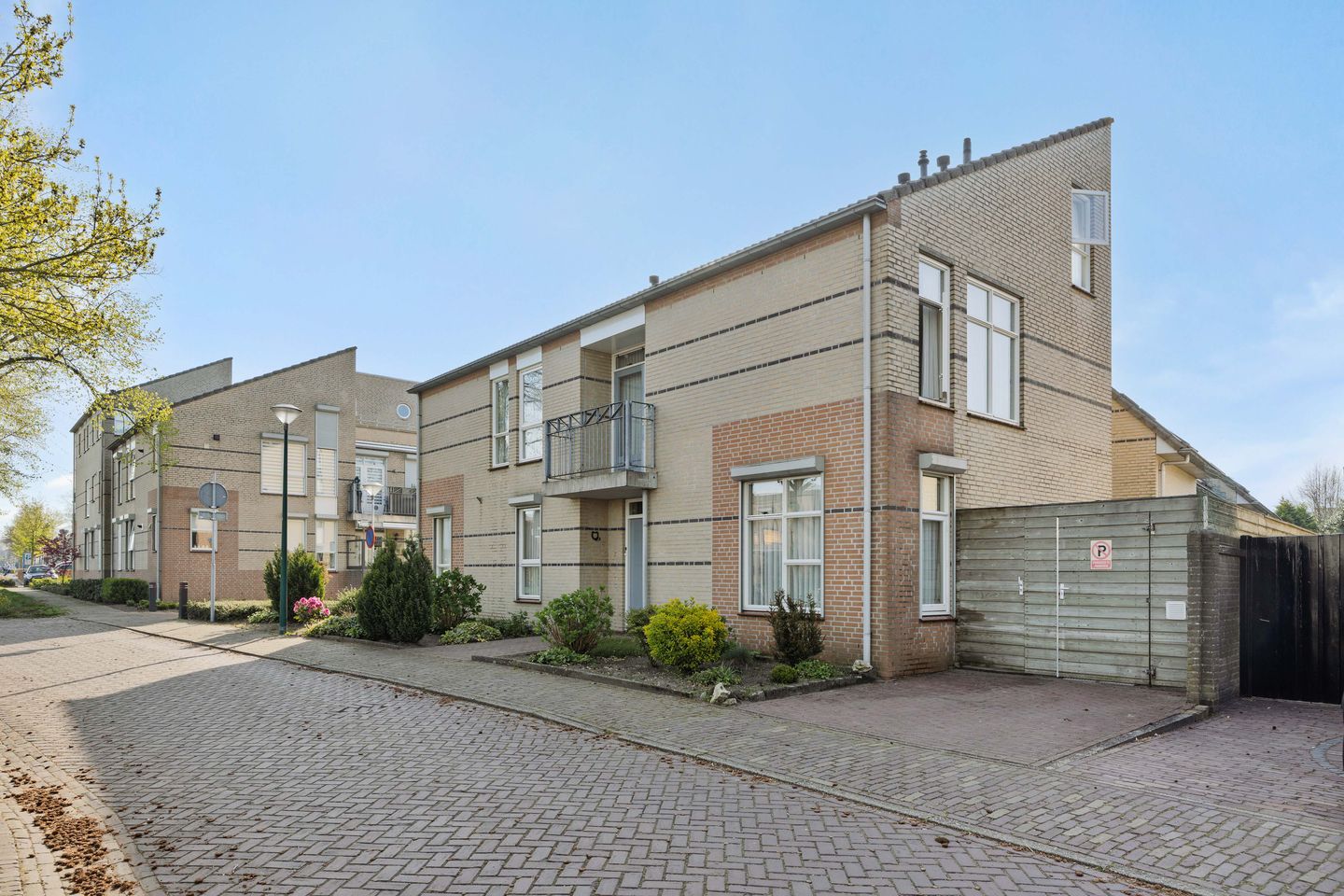 Ground floor apartment with private garden and parking in Heesch center — 29