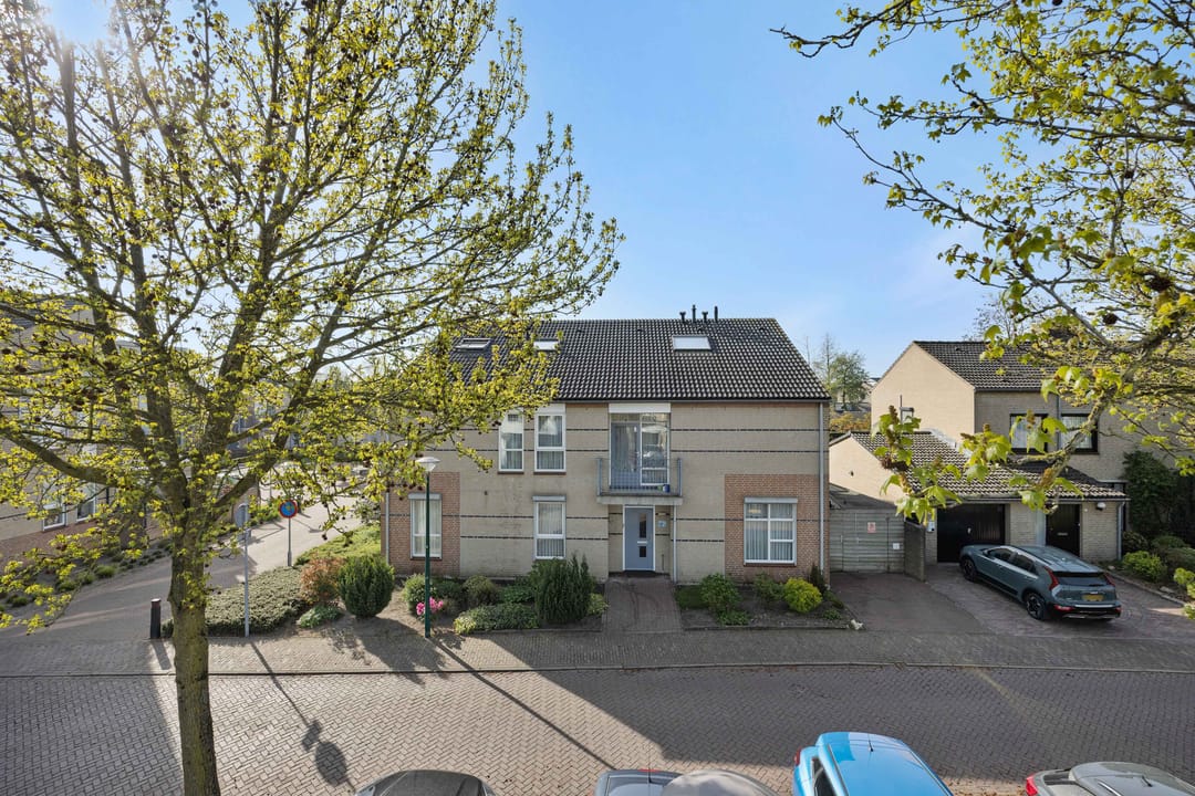 Ground floor apartment with private garden and parking in Heesch center — 38