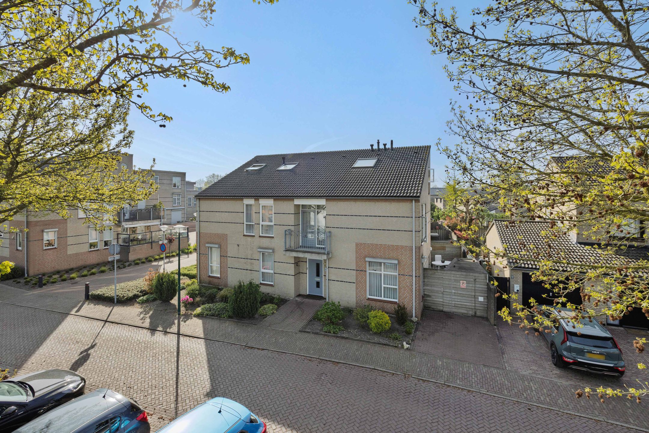 Ground floor apartment with private garden and parking in Heesch center — 39