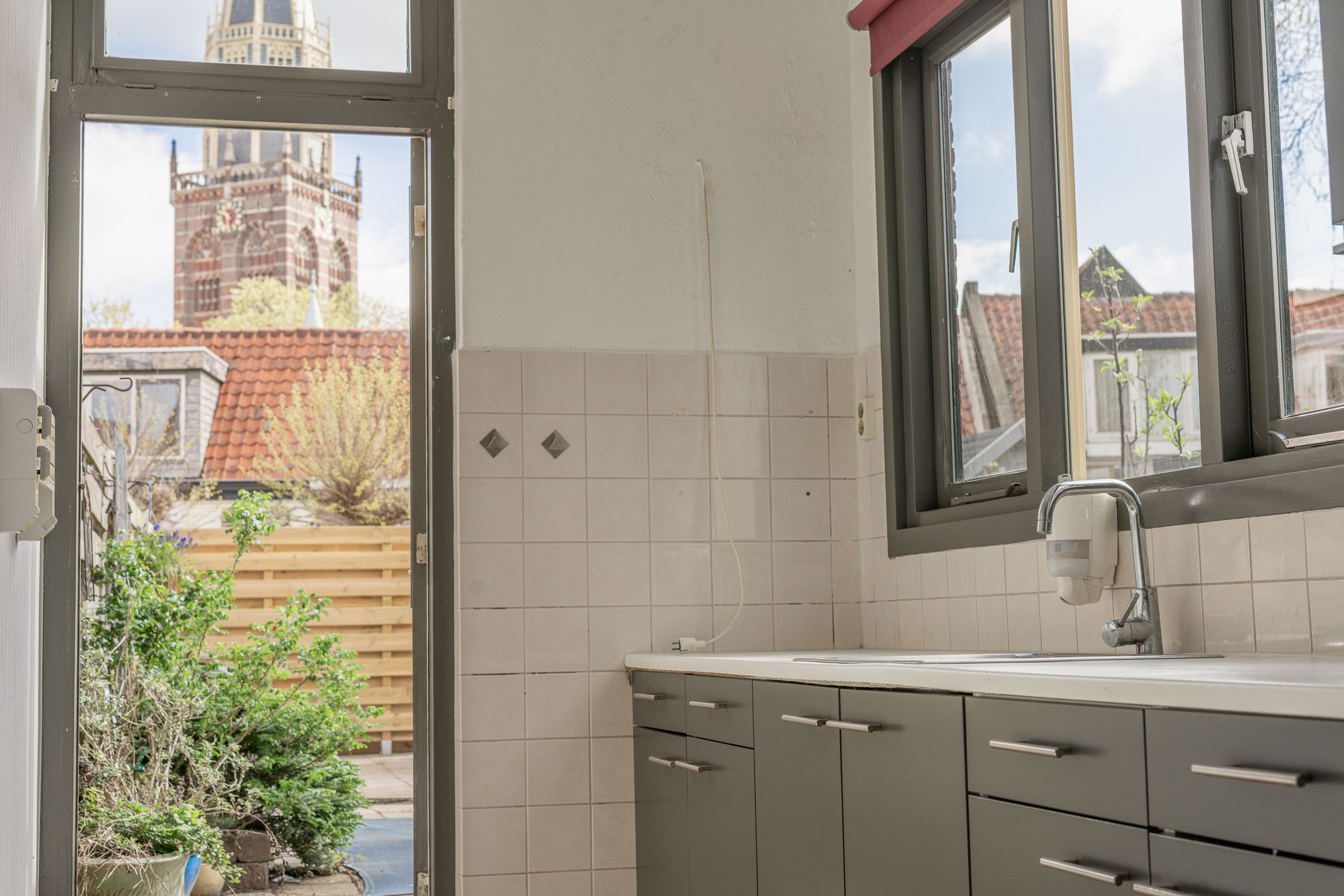 Characterful townhouse with deep sunny garden in historic Enkhuizen city center — 18