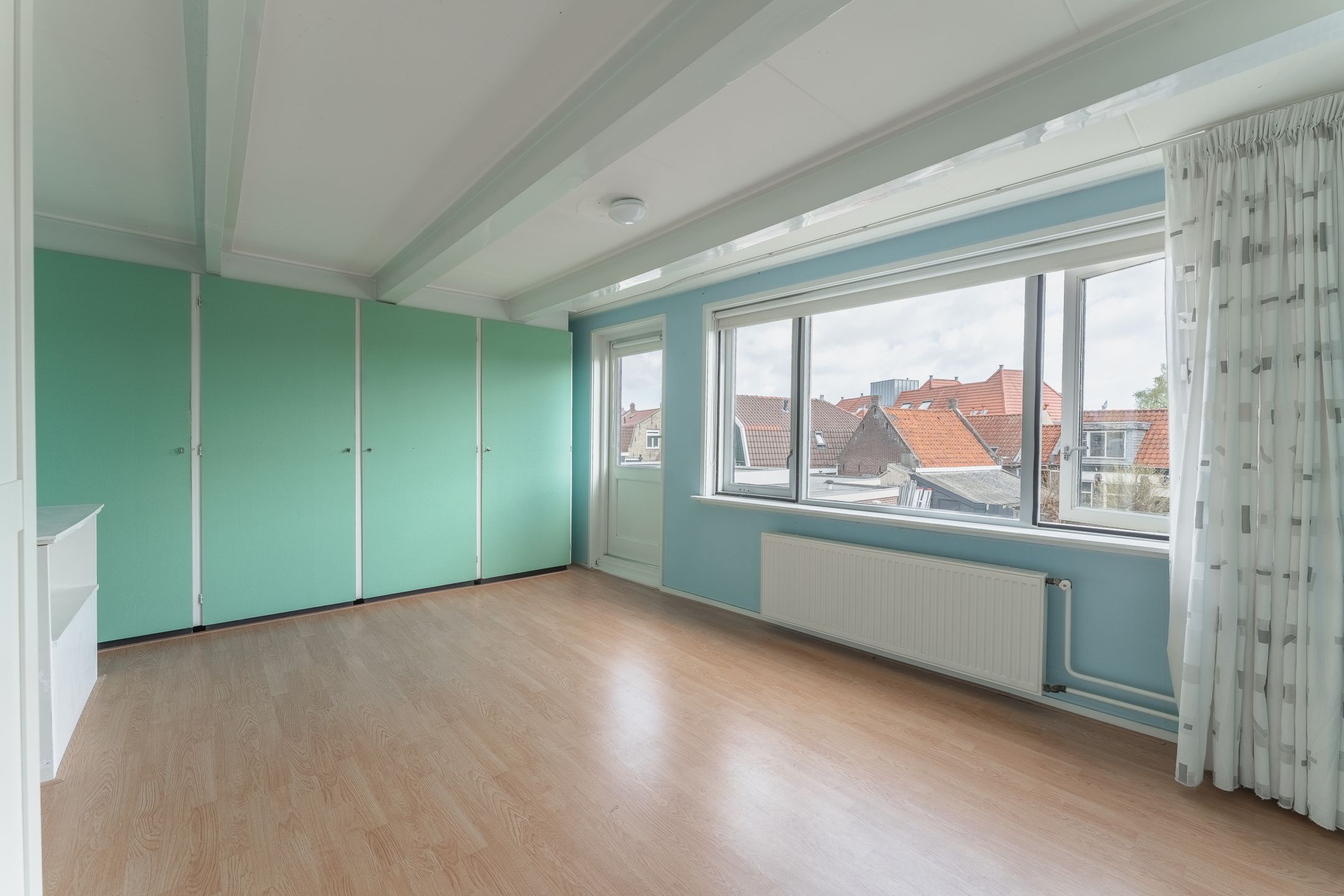 Characterful townhouse with deep sunny garden in historic Enkhuizen city center — 27