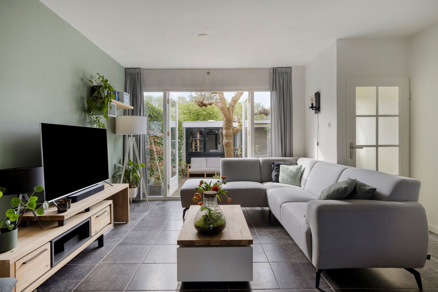 Move-in ready terraced home with garage and extension in Goes-Noordwest — 25