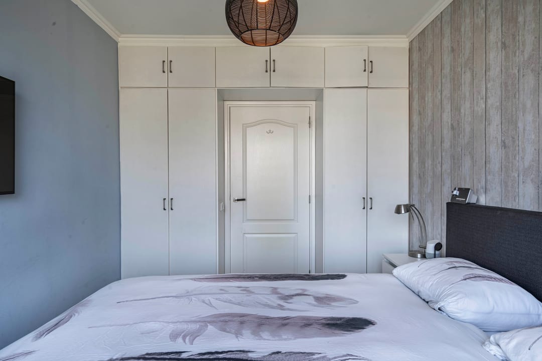 Spacious and Move-in Ready Three-Room Apartment in Green Surroundings — 26