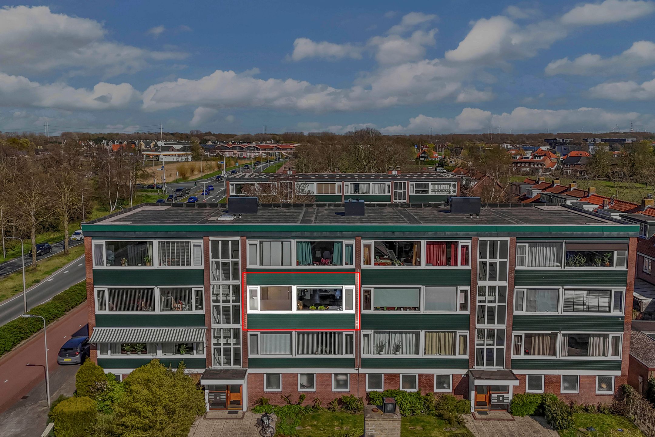 Spacious and Move-in Ready Three-Room Apartment in Green Surroundings — 42