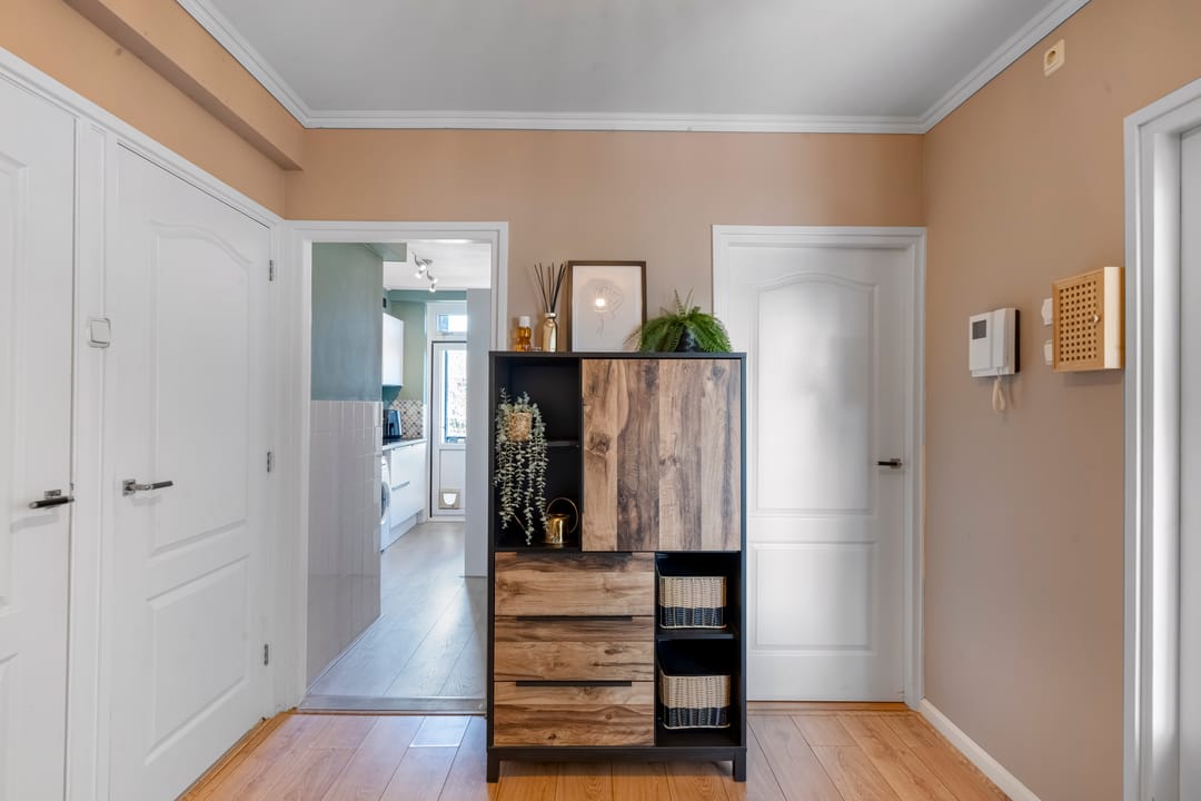 Spacious and Move-in Ready Three-Room Apartment in Green Surroundings — 17