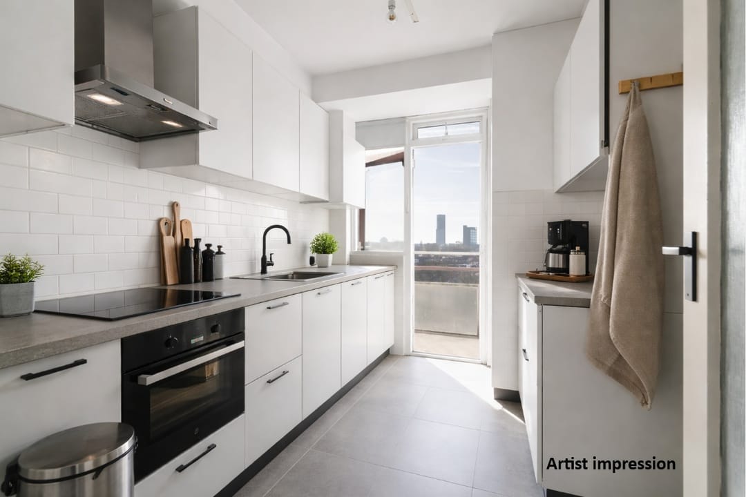 Spacious top-floor apartment with panoramic city views in Leeuwarden — 13