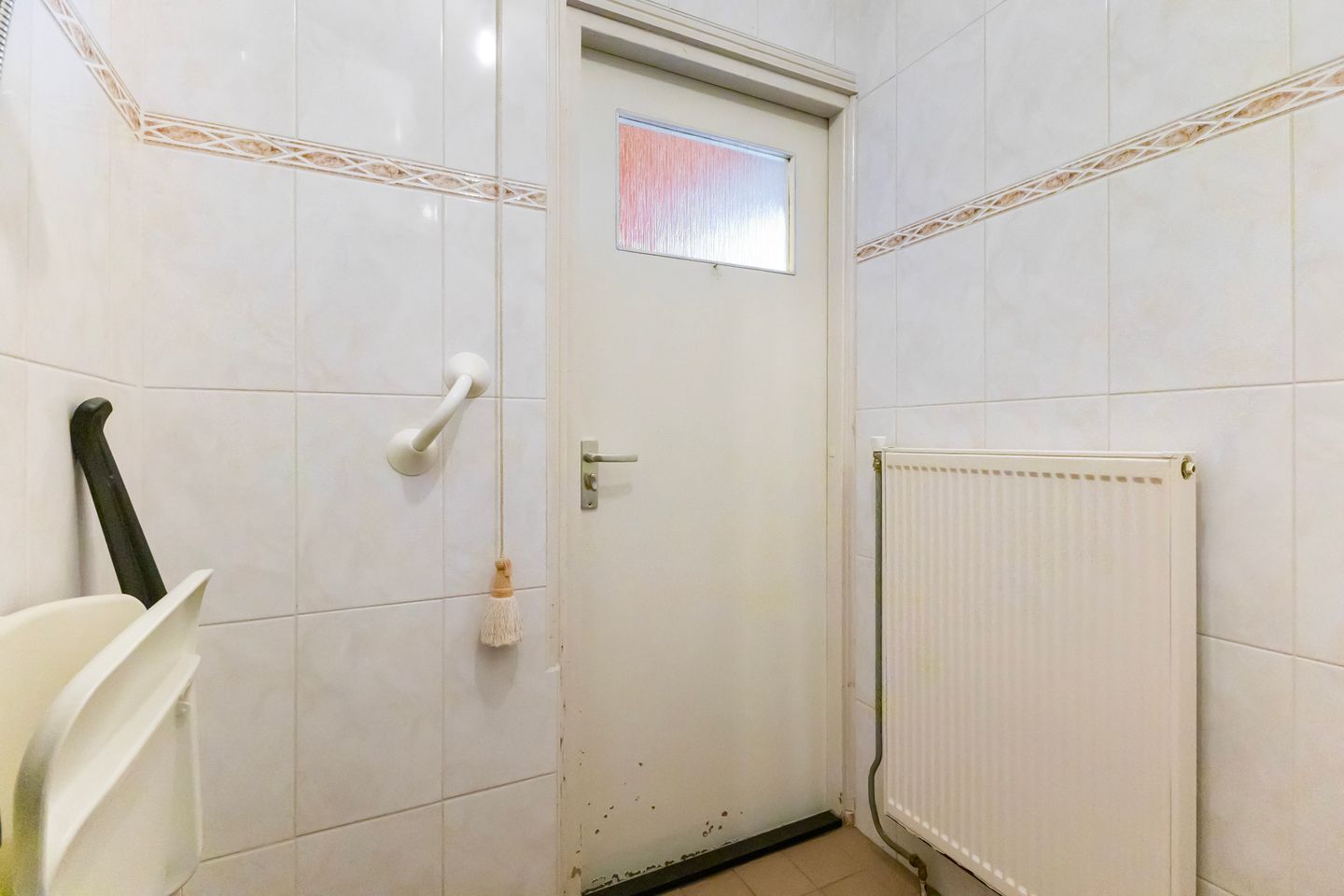 Spacious top-floor apartment with panoramic city views in Leeuwarden — 19