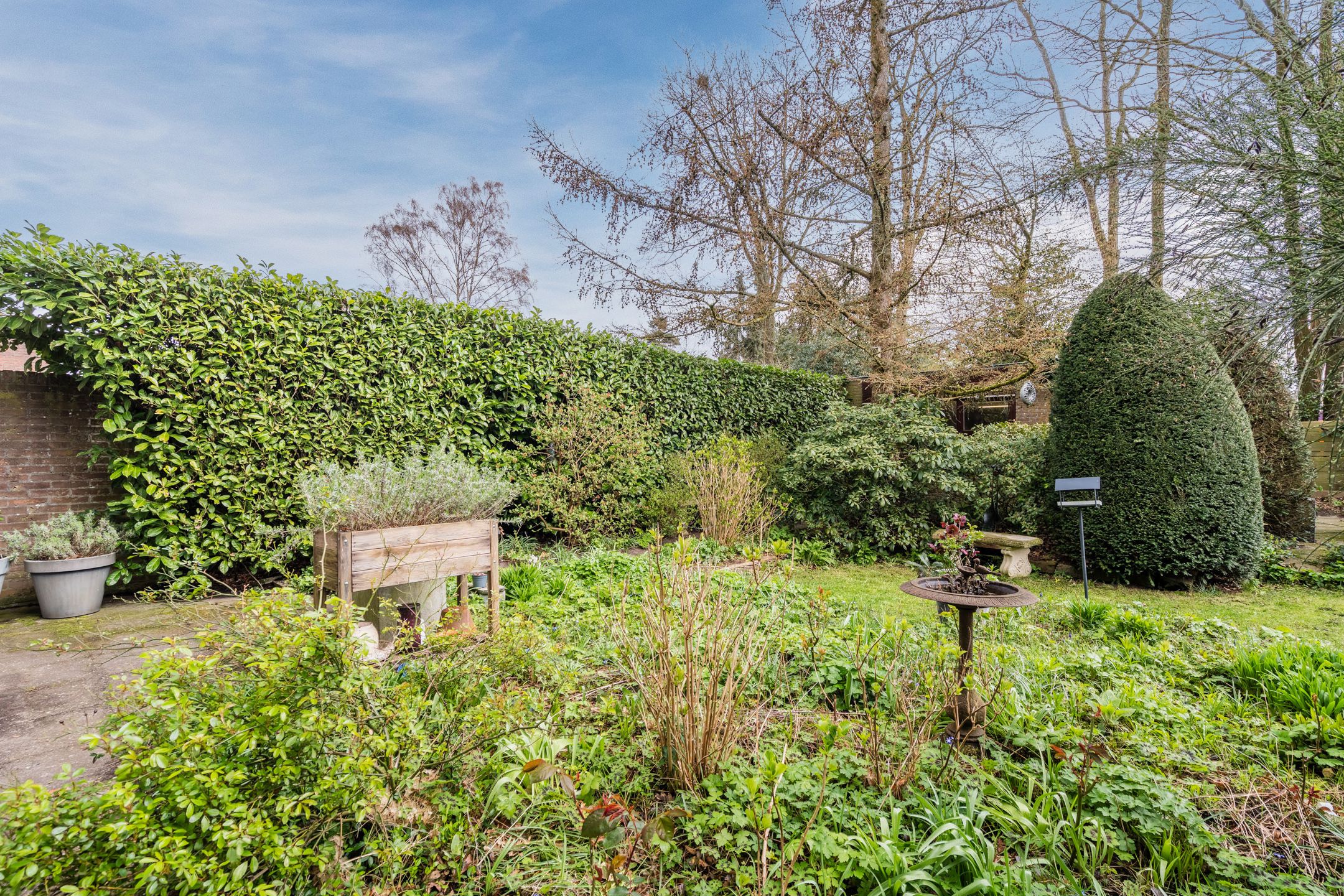 Spacious Six-Bedroom Semi-Detached Family Home in Green Hollandsche Rading — 44