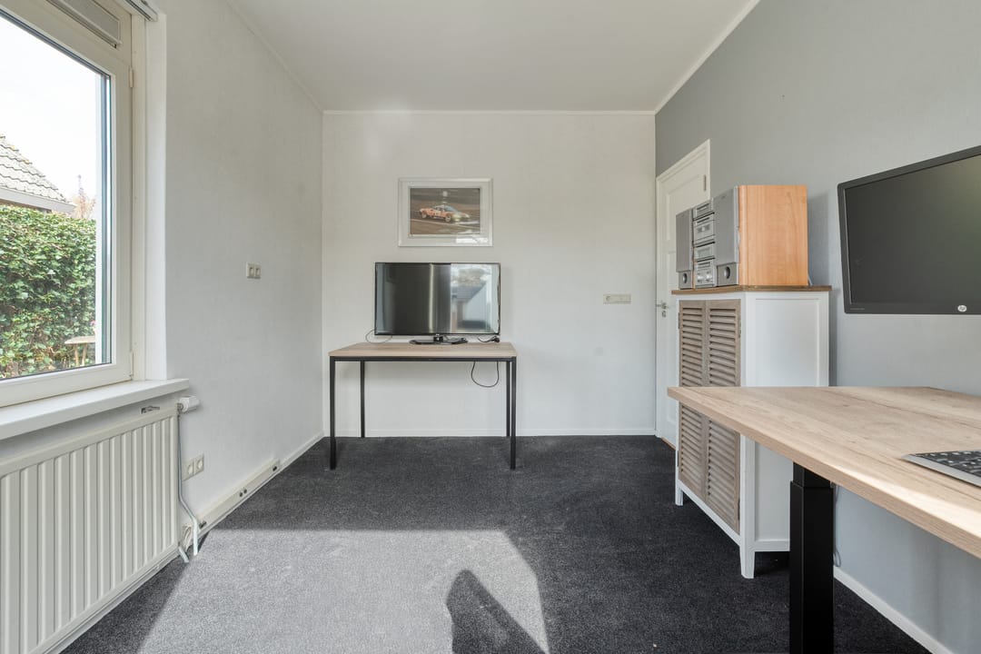 Foto 26 van Burg.Hoekstrastraat 4