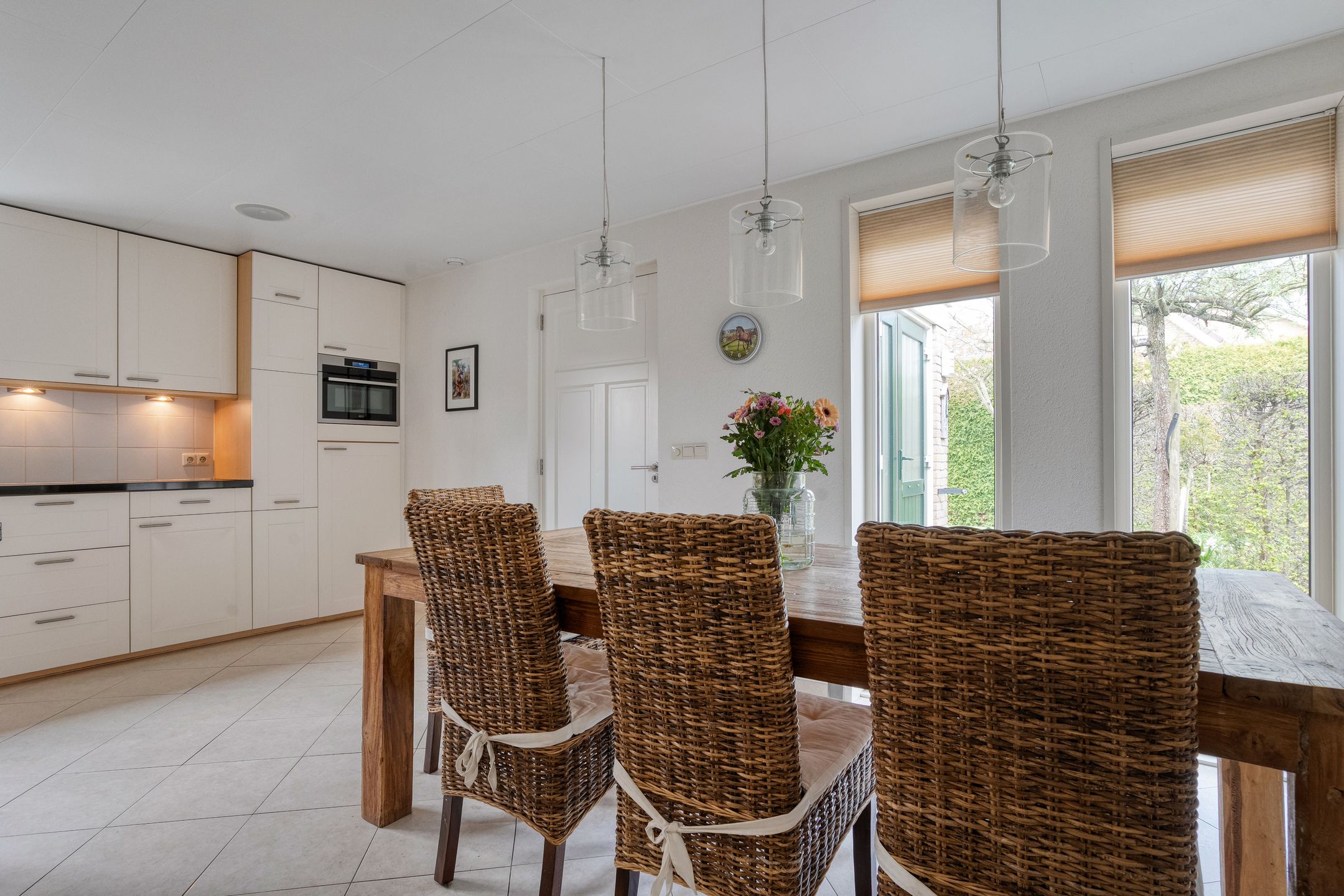 Foto 18 van Burg.Hoekstrastraat 4